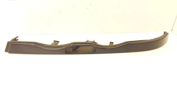BMW 3 E46 Under headlight/headlamp trim 8227643