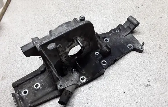 Subaru Outback Fuel pump bracket 081612