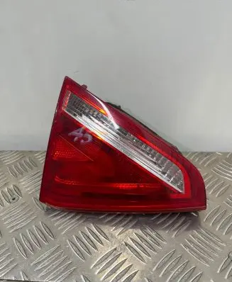 Audi A5 8T 8F Tailgate rear/tail lights 8T0945093