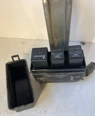 Mitsubishi Outlander Fuse box set PR07101000 470A1