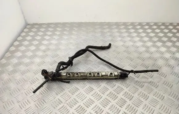 BMW X3 F25 Fuel main line pipe 0445214183 0281002949