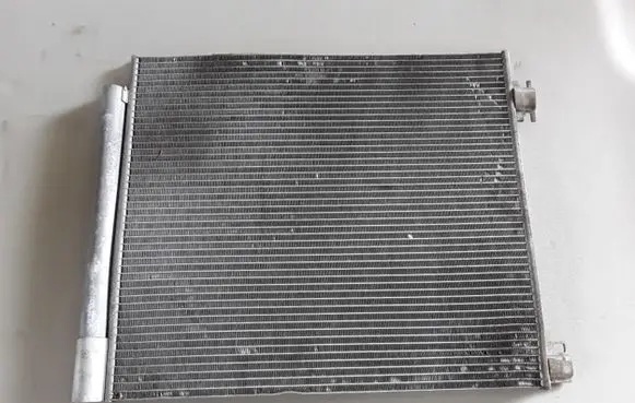 Nissan Qashqai A/C cooling radiator (condenser) 921009251R