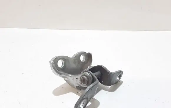 Toyota Avensis T250 Rear door upper hinge
