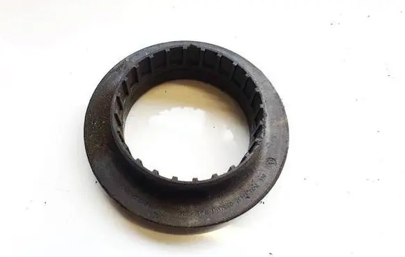 Coil spring mount