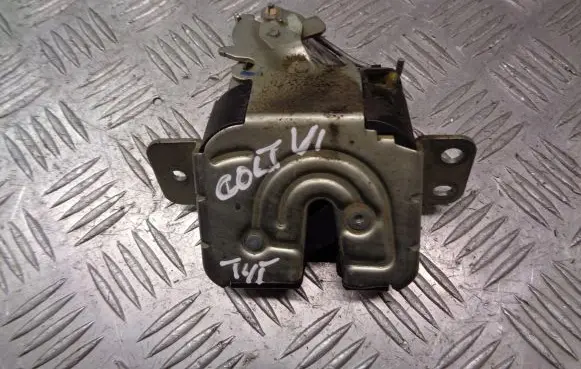 Mitsubishi Colt Tailgate/trunk/boot lock/catch/latch MN141018