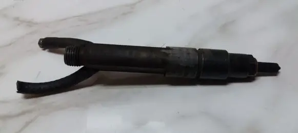 Volkswagen Caddy Fuel injector 028130202R 0432193683