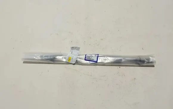 Volvo XC60 Front bumper splitter molding 31407981