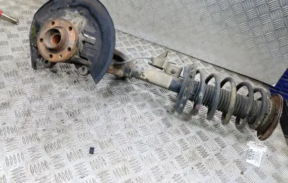 Volvo XC60 Front shock absorber with coil spring