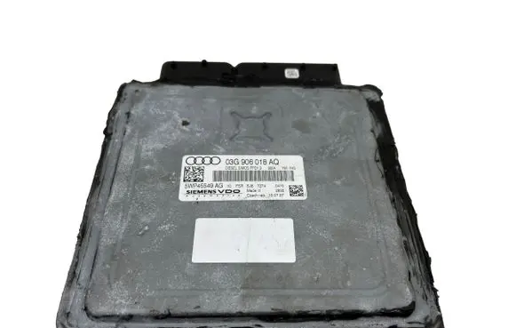 Audi A4 S4 B7 8E 8H Engine control unit/module 03G906018AQ 5WP45549AG