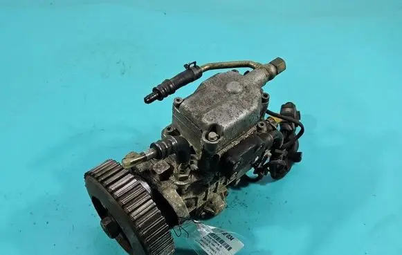 Audi A3 S3 8L Fuel injection high pressure pump 0460404977 IMPRK1550034