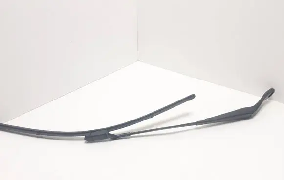 Volvo S80 Windshield/front glass wiper blade 30796035