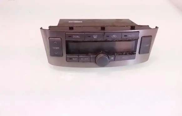 Toyota Avensis T250 Climate control unit 5590005170 MB1465700802