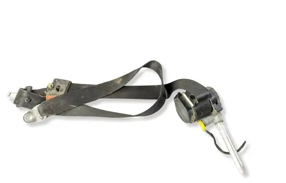 Mercedes-Benz Vito Viano W638 Front seatbelt 6388600585