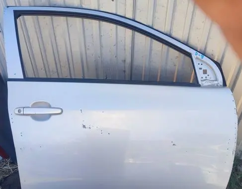 Toyota Corolla E140 E150 Front door