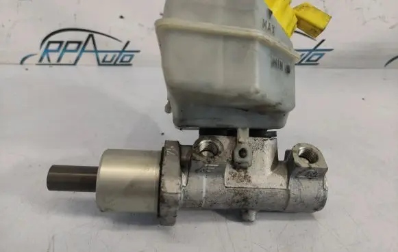 Ford Galaxy Master brake cylinder 7M4611303A 4700