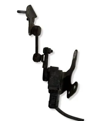Mercedes-Benz SL R231 Rear air suspension level height sensor A0009050303