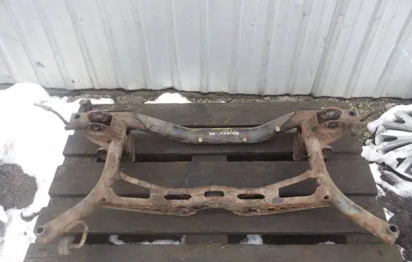Volkswagen Touran I Rear suspension assembly kit set 1T0500047F