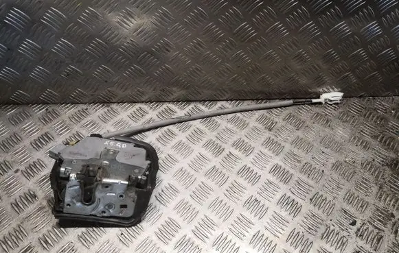 BMW X5 E53 Rear door lock 8402602