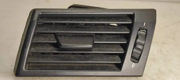 BMW X3 E83 Dashboard side air vent grill/cover trim 3400075