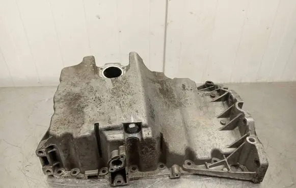Oil sump