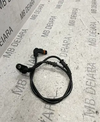 Mercedes-Benz E W212 ABS brake wheel speed sensor A2129050701