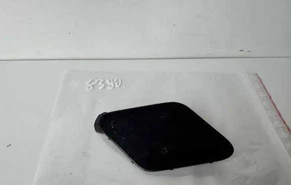 BMW 5 GT F07 Front tow hook cap/cover 8050017