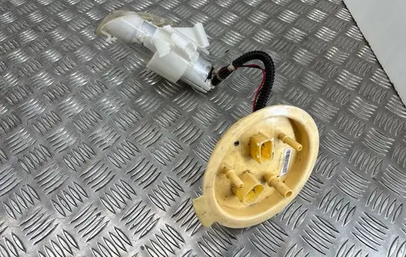 BMW 5 F10 F11 In-tank fuel pump 7217080