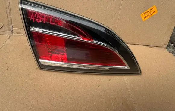 Mazda 6 Tailgate rear/tail lights
