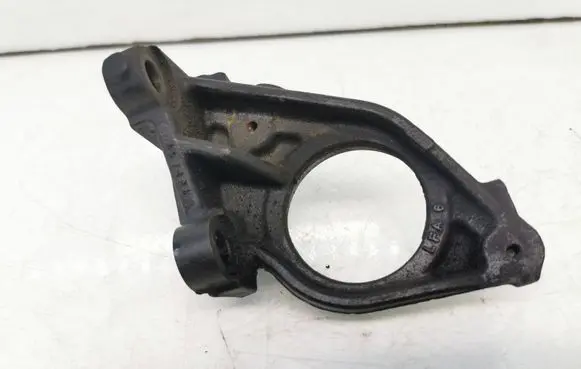 Suzuki Grand Vitara II Driveshaft support bearing bracket 133511