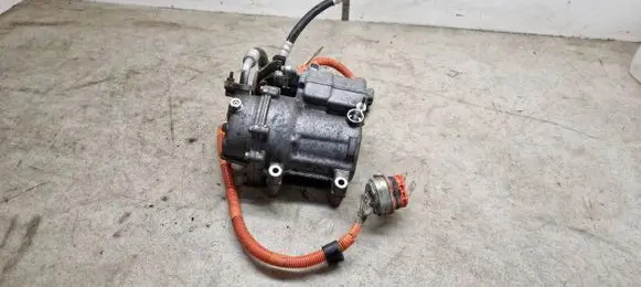 Mitsubishi Outlander Air conditioning (A/C) compressor (pump) 7813A378