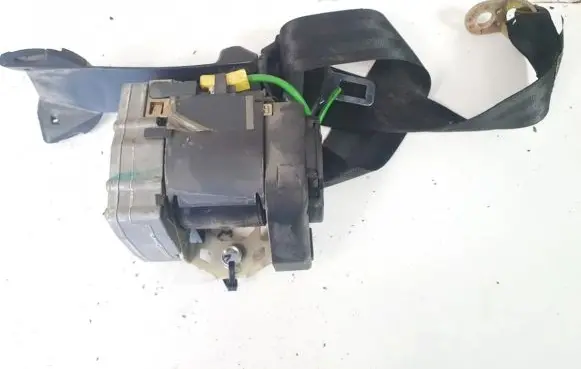 Audi A6 S6 C5 4B Front seatbelt 00064577 8d0857727