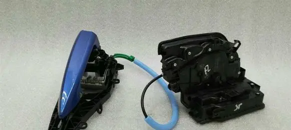BMW X1 F48 F49 Front door lock