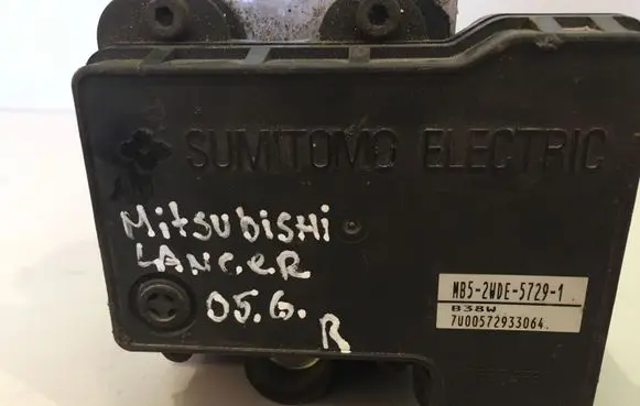 Mitsubishi Lancer ABS Pump MB52WDE57291 7U00572933064 B38W