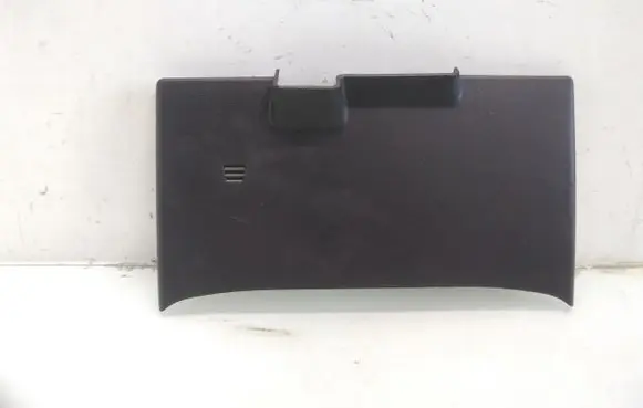 Dashboard lower bottom trim panel