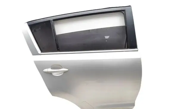 KIA Sportage Rear door 