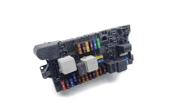 Mercedes-Benz E W211 Fuse module 2115453801