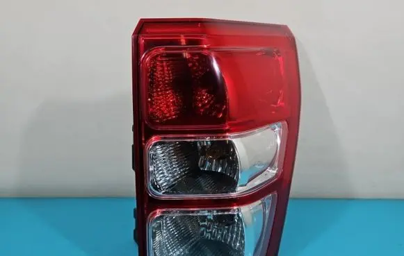 Suzuki Grand Vitara II Rear/tail lights 220-59079 IMPRK1410216
