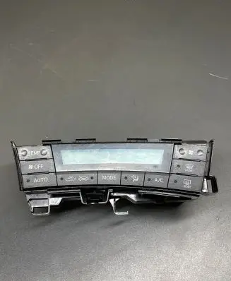 Toyota Prius (XW30) Climate control unit 75D726
