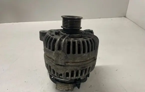 BMW 5 E60 E61 Generator/alternator 7541696 A7371 14V155A