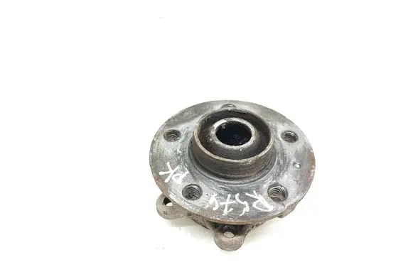 Audi A4 S4 B8 8K Front wheel hub