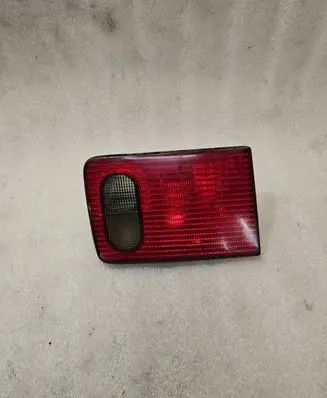 Audi A8 S8 D2 4D Tailgate rear/tail lights 4D0945093A 29280102