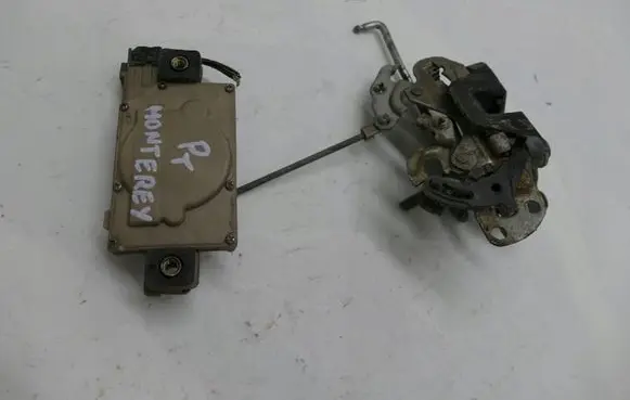 Opel Monterey Rear door lock