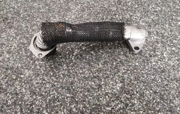 Mazda 3 II EGR valve line/pipe/hose 9674950180