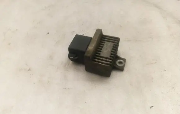 Renault Espace - Grand espace IV Glow plug pre-heat relay 9640469680 7700115076