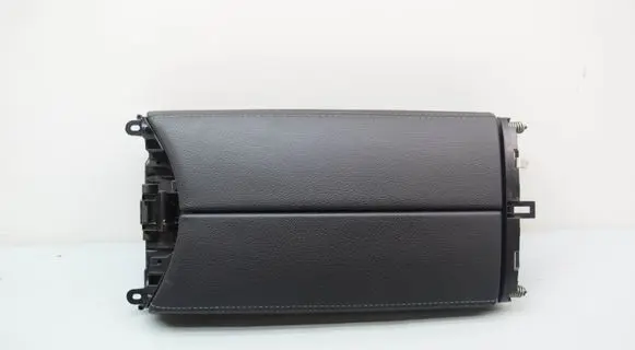 Mercedes-Benz C W205 Armrest 1263765