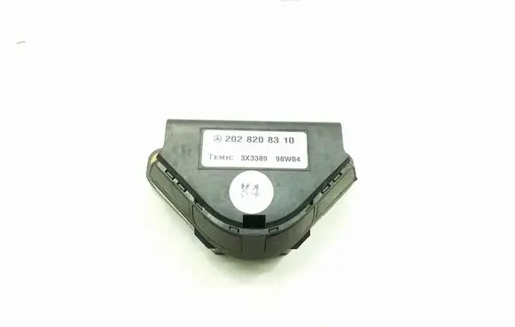 Mercedes-Benz CLK A208 C208 Sensor A2028208310