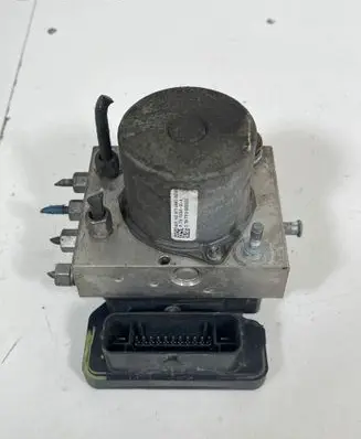 Tesla Model 3 ABS Pump 110354100A