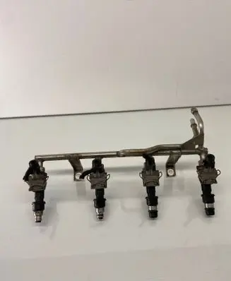 Opel Meriva A Fuel injectors set 25317316 5143A