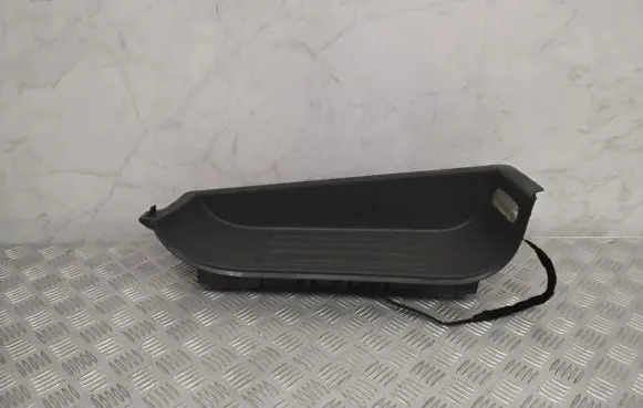 Volkswagen Multivan T5 Front sill trim cover 7H5863736D