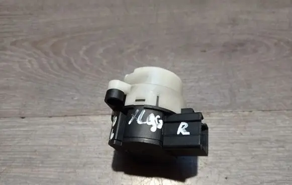 Volvo XC90 Ignition lock contact 8645228
